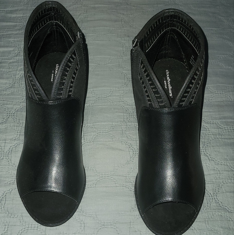 Black Open Toe Ankle Boot, Size 11W